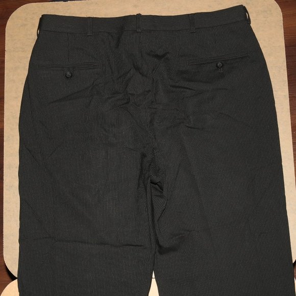 Haggar Striped Suit Office Pants w35x28 Inseam - Zipper off track - Picture 6 of 7